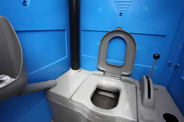 Types of Portable Toilets We Offer in Metairie, LA